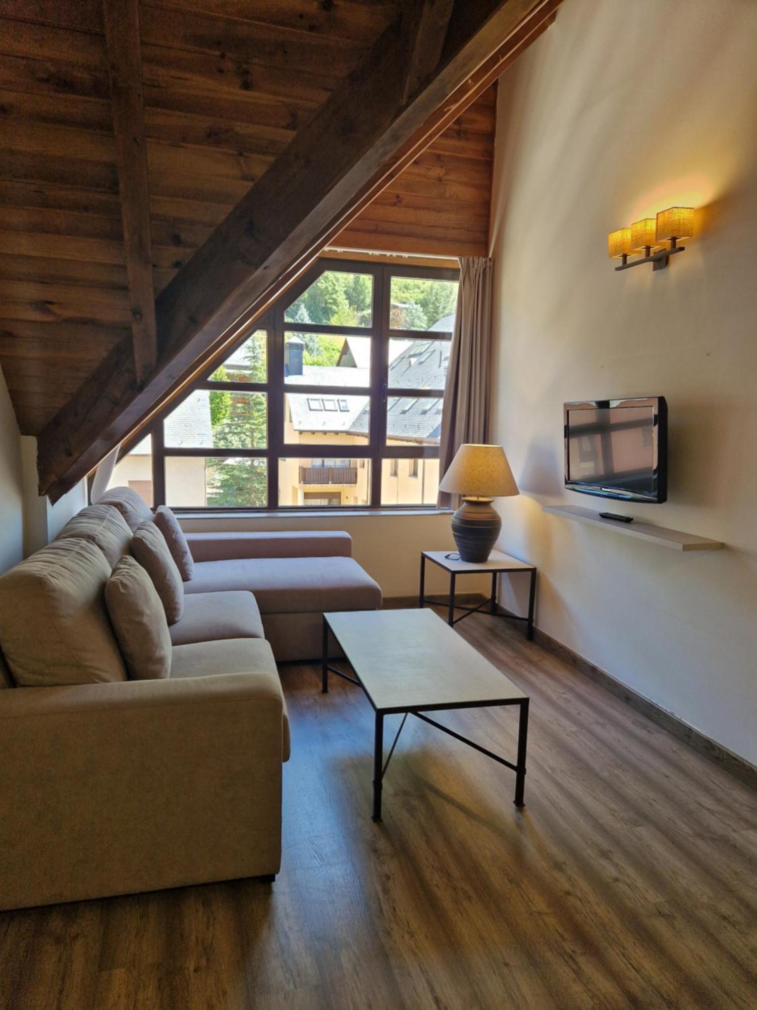 Eth Palai Aparthotel Vielha Exterior foto